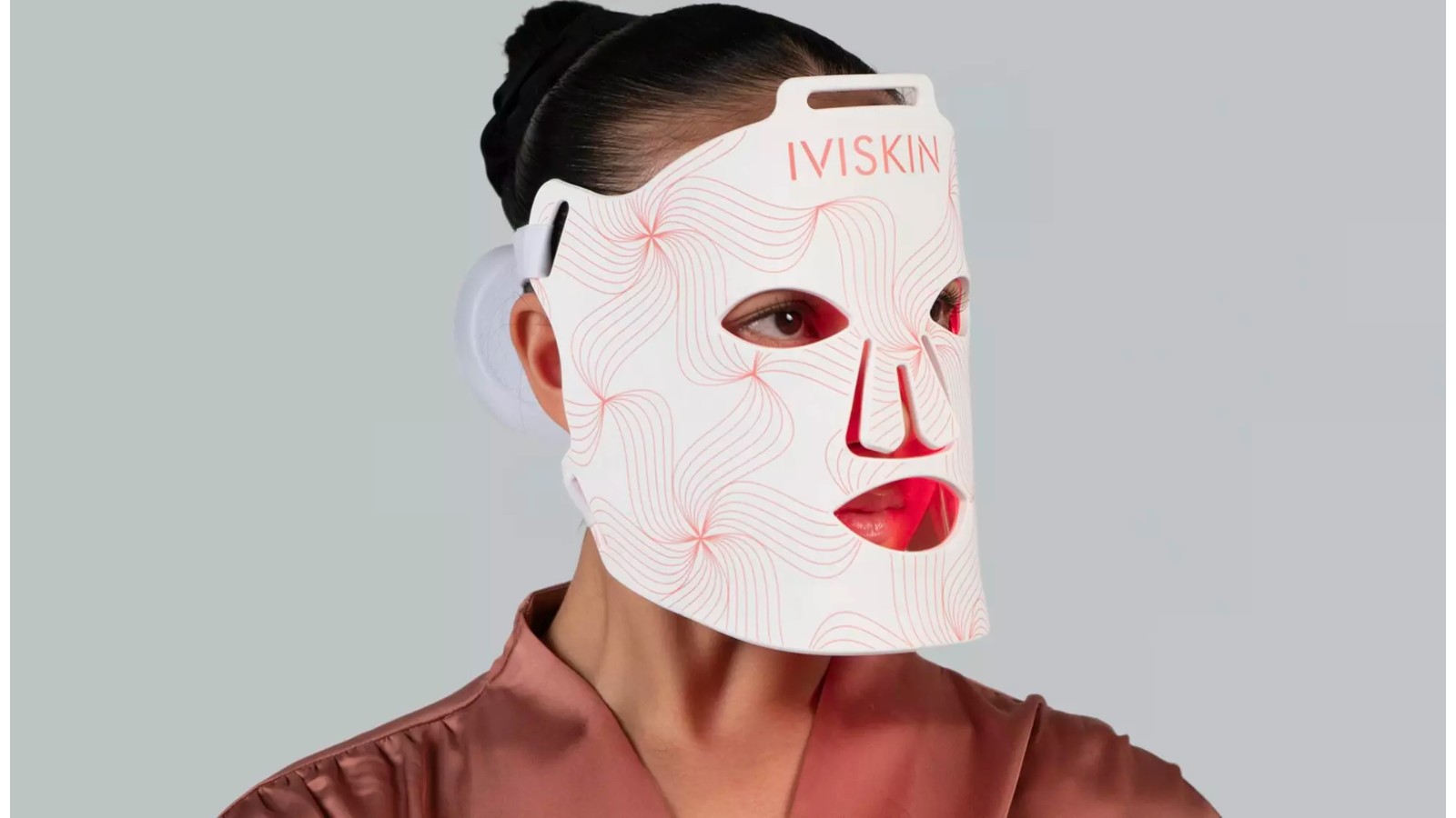 Vi har testet den virale LED-masken
